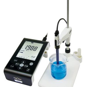 CONDUCTIVITY METER (CM-41X)